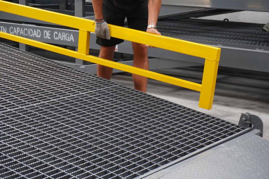 Barandillas desmontables de rampa muelle de carga