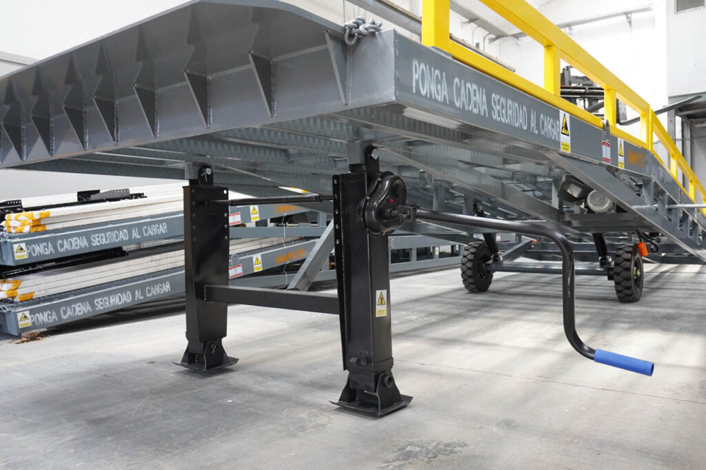 Patas de seguridad e rampa muelle de carga